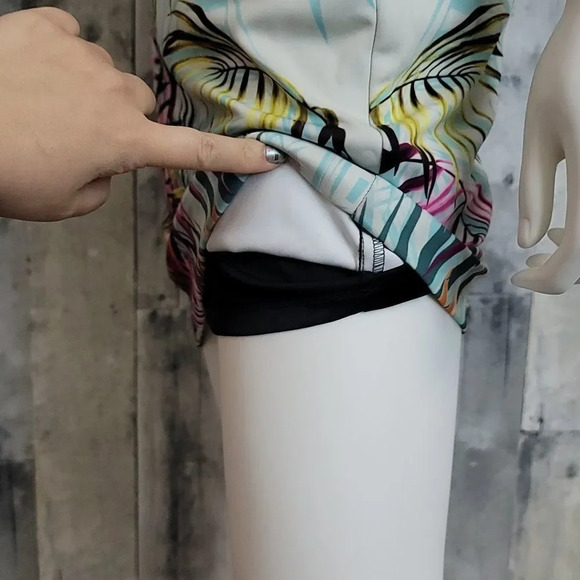 Guess Scuba Tropical Spaghetti Straps Mini Dress - Picture 7 of 12